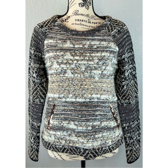 Gryphon Crewneck Sweater, size Medium - Picture 1 of 7